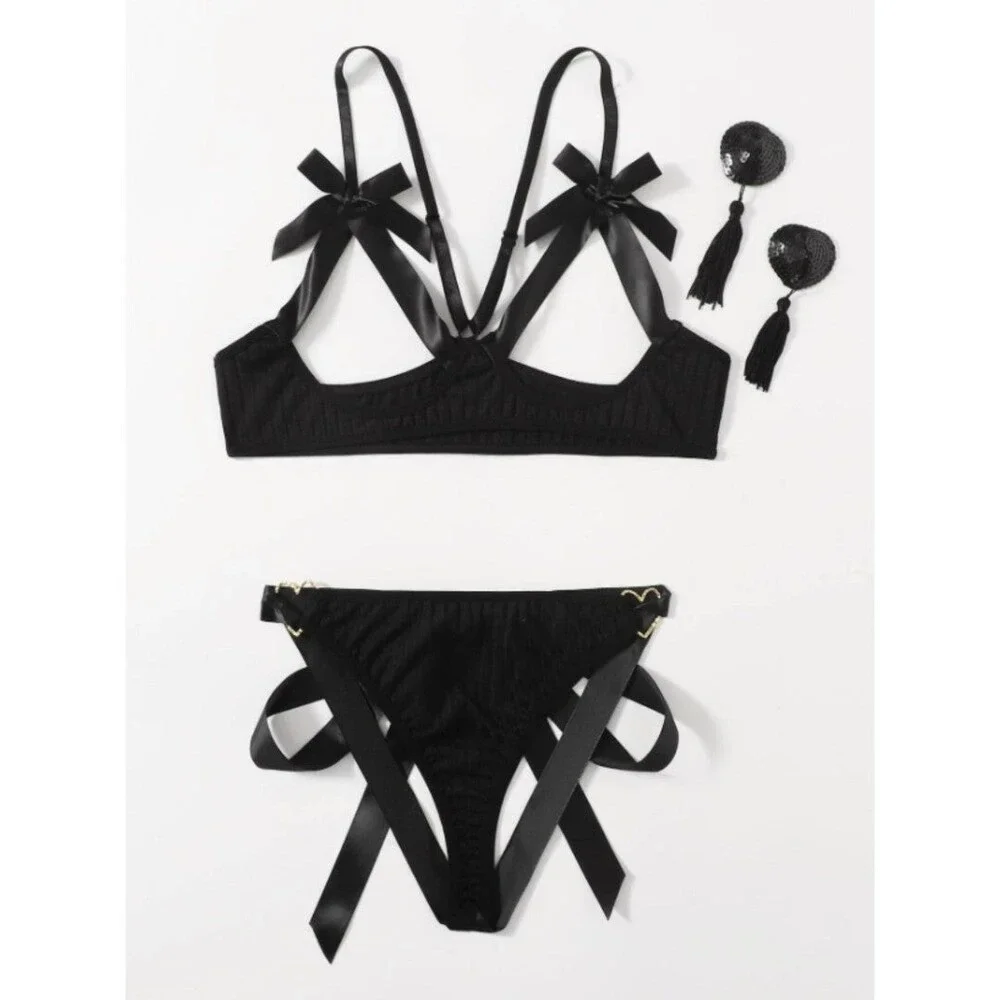 Size 12 (X-Large) Cut-out Bow Decor Lingerie Set With 1 pair of Nipple Covers